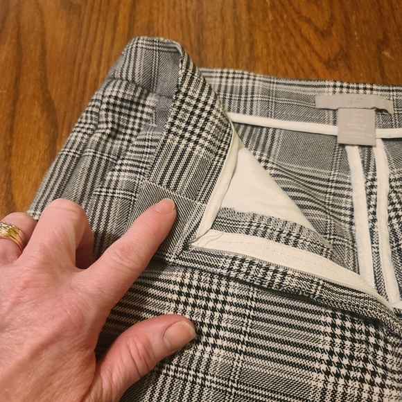 H&M Skinny Fit Plaid Check Trousers - Picture 4 of 12